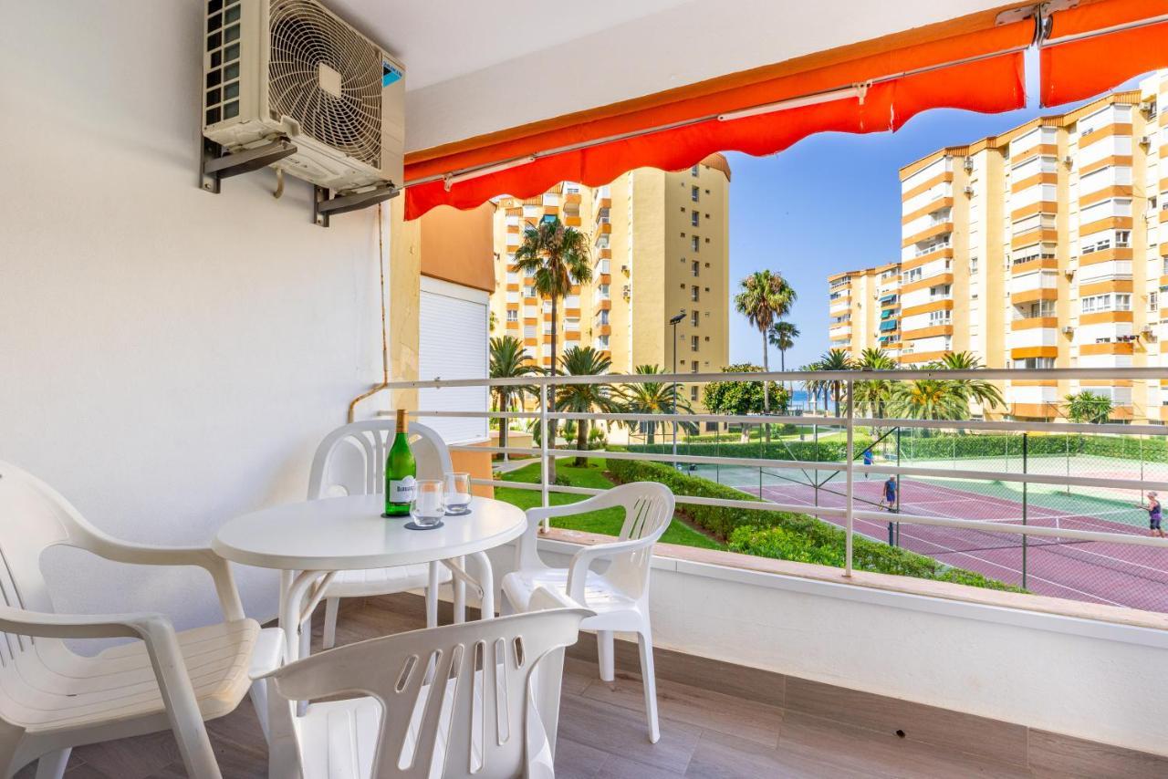 Apartamento Primera Linea Playa Алгаробо-Коста Екстериор снимка