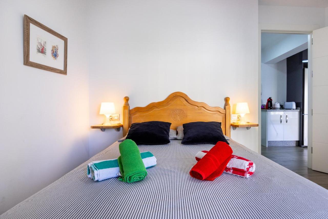 Apartamento Primera Linea Playa Алгаробо-Коста Екстериор снимка