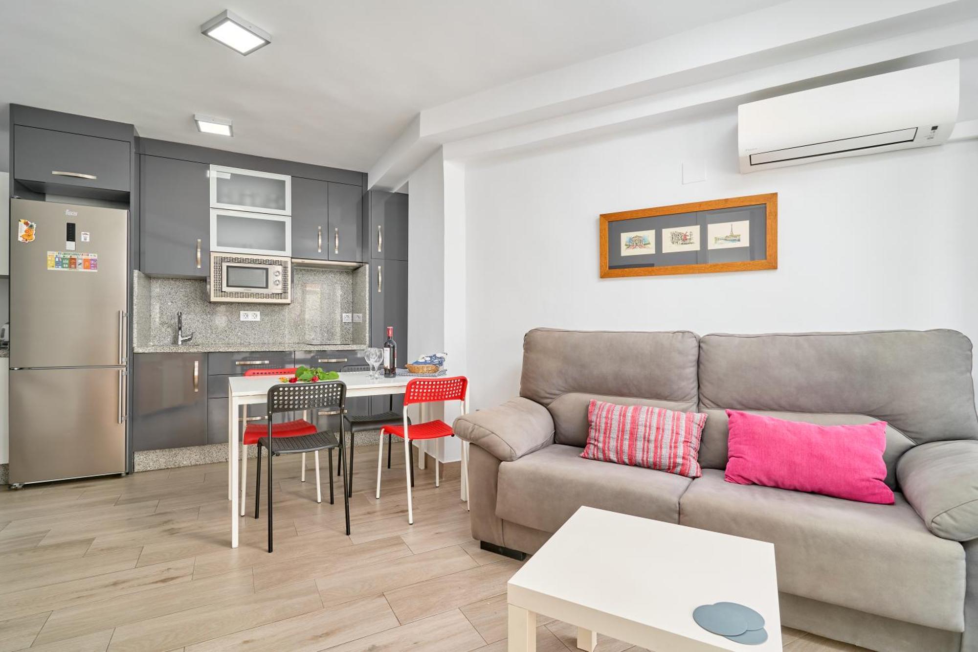 Apartamento Primera Linea Playa Алгаробо-Коста Екстериор снимка