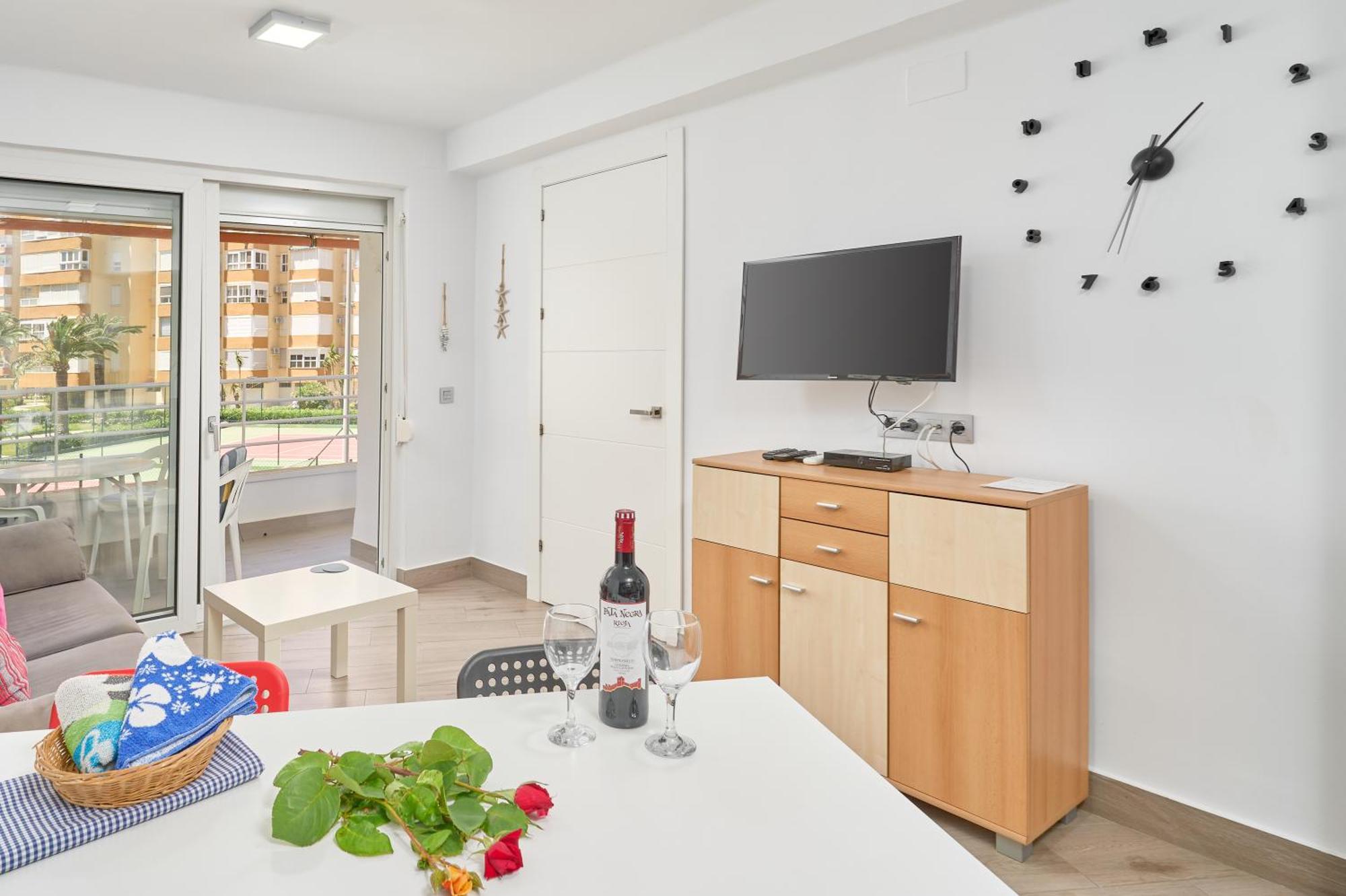 Apartamento Primera Linea Playa Алгаробо-Коста Екстериор снимка
